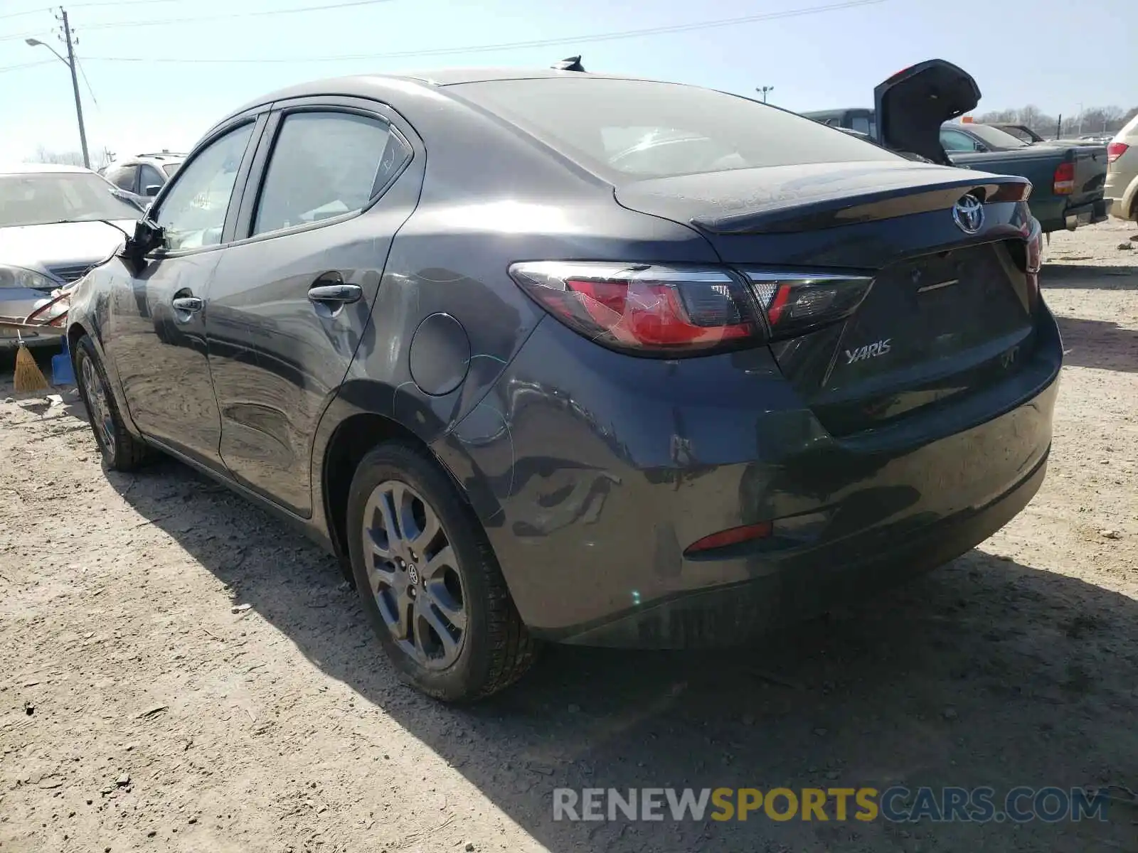 3 Photograph of a damaged car 3MYDLBYV1KY503454 TOYOTA YARIS 2019