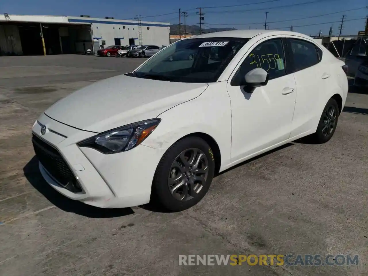 2 Photograph of a damaged car 3MYDLBYV1KY503552 TOYOTA YARIS 2019