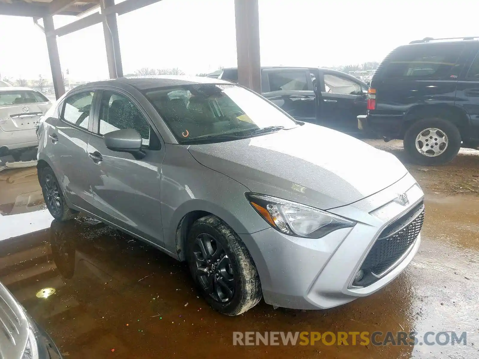 1 Photograph of a damaged car 3MYDLBYV1KY504393 TOYOTA YARIS 2019