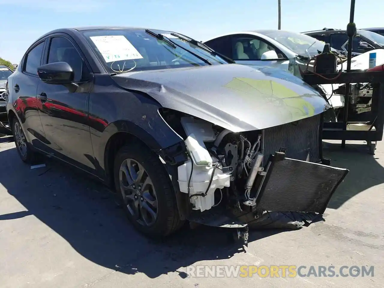 1 Photograph of a damaged car 3MYDLBYV1KY506791 TOYOTA YARIS 2019