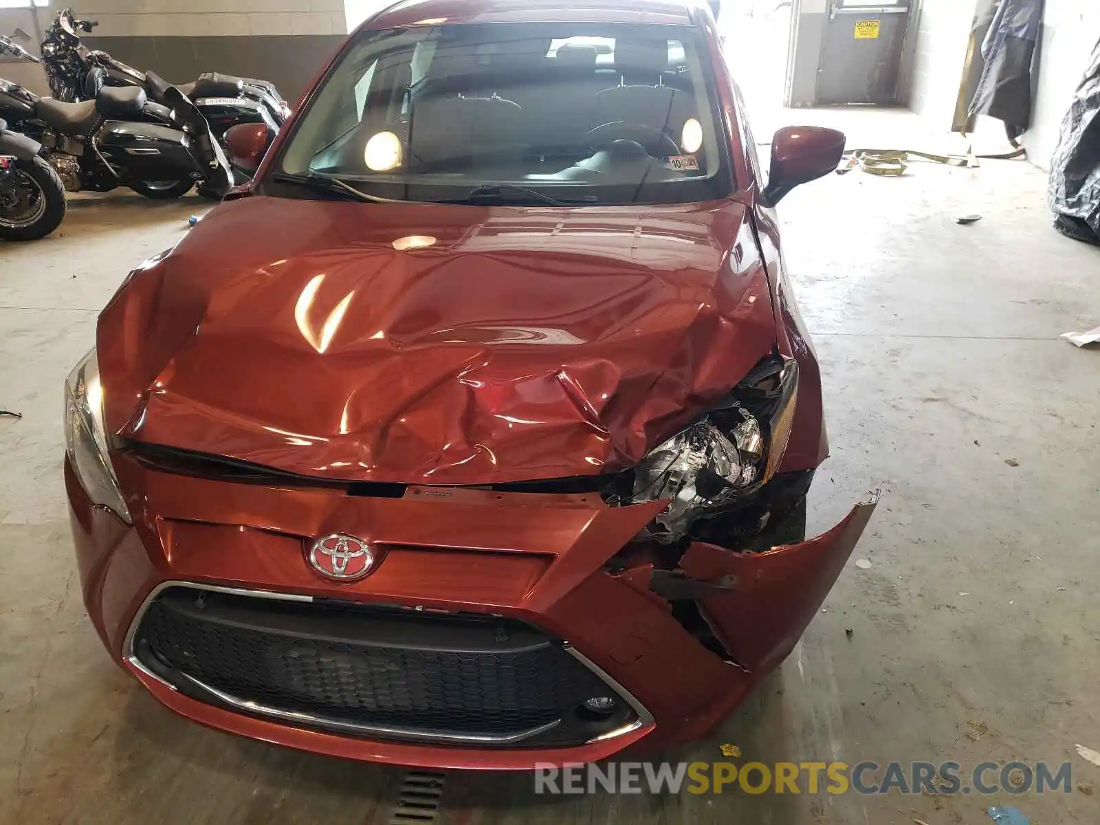 9 Photograph of a damaged car 3MYDLBYV1KY507259 TOYOTA YARIS 2019