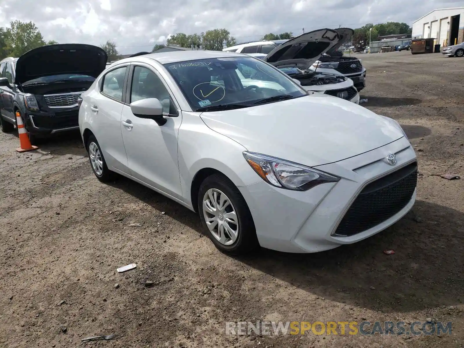 1 Photograph of a damaged car 3MYDLBYV1KY508122 TOYOTA YARIS 2019