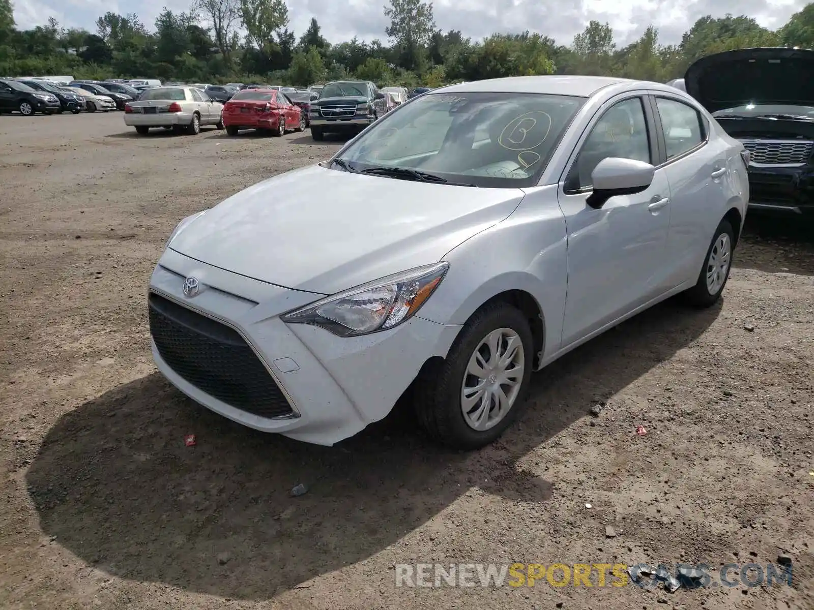 2 Photograph of a damaged car 3MYDLBYV1KY508122 TOYOTA YARIS 2019