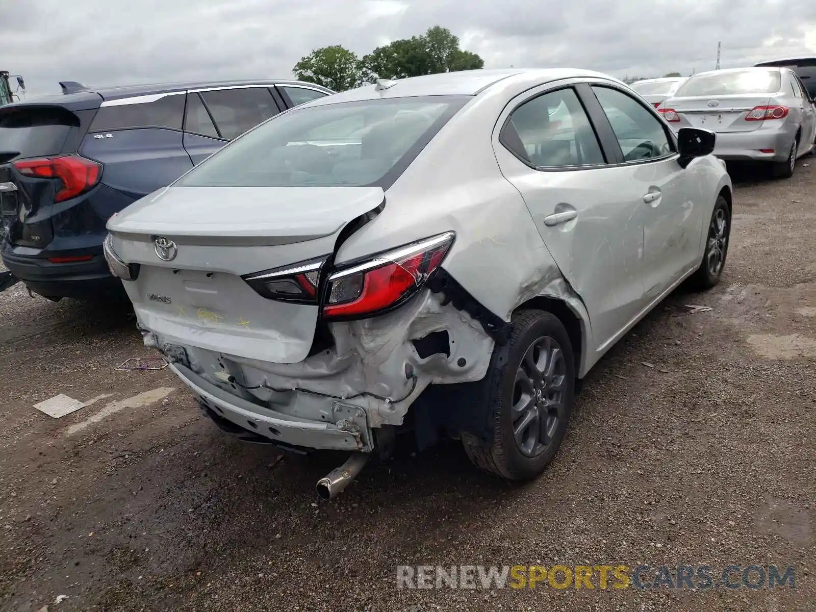 4 Photograph of a damaged car 3MYDLBYV1KY508203 TOYOTA YARIS 2019