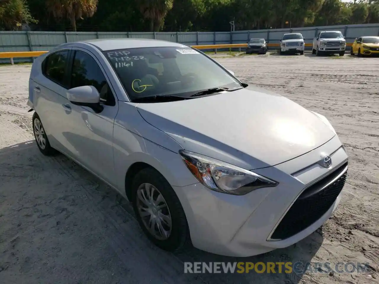 1 Photograph of a damaged car 3MYDLBYV1KY509027 TOYOTA YARIS 2019