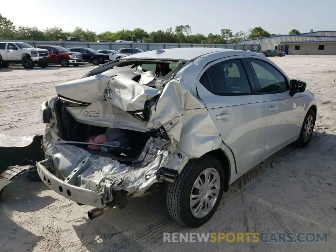 4 Photograph of a damaged car 3MYDLBYV1KY509027 TOYOTA YARIS 2019