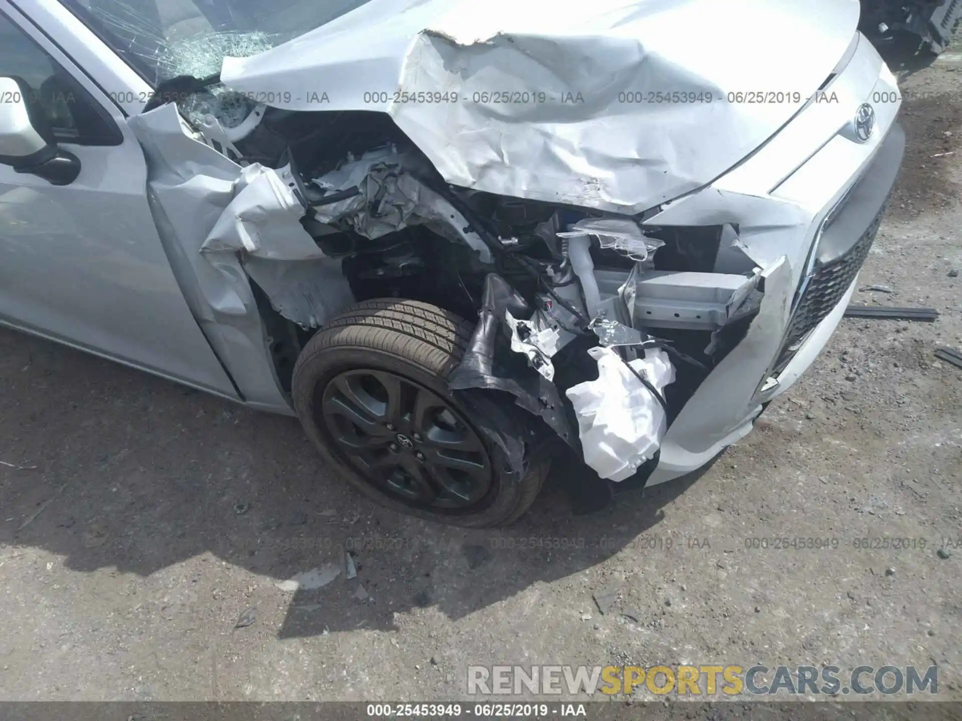 6 Photograph of a damaged car 3MYDLBYV1KY512834 TOYOTA YARIS 2019