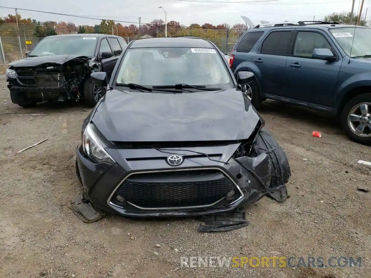 9 Photograph of a damaged car 3MYDLBYV1KY515295 TOYOTA YARIS 2019