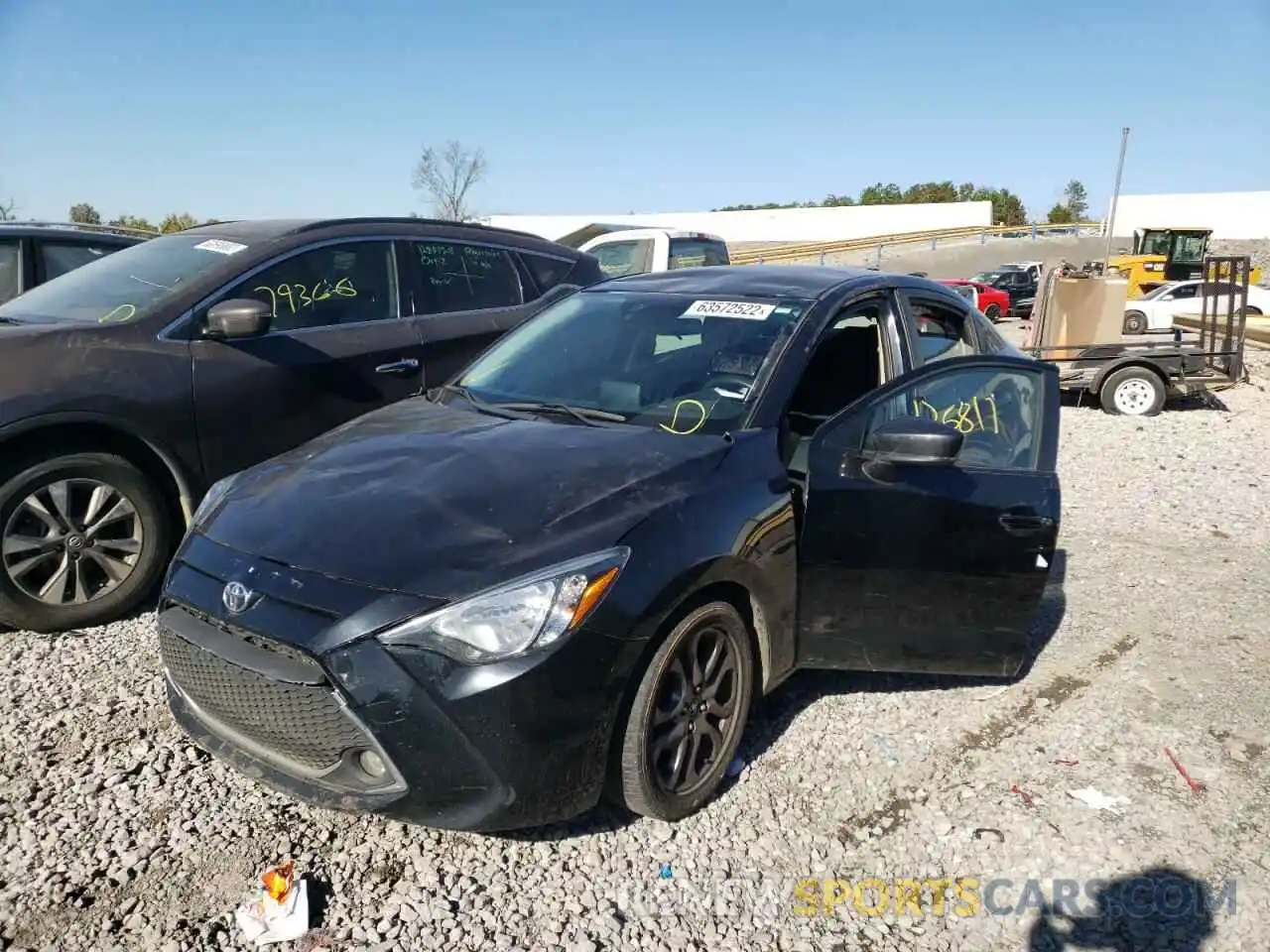 2 Photograph of a damaged car 3MYDLBYV1KY515927 TOYOTA YARIS 2019