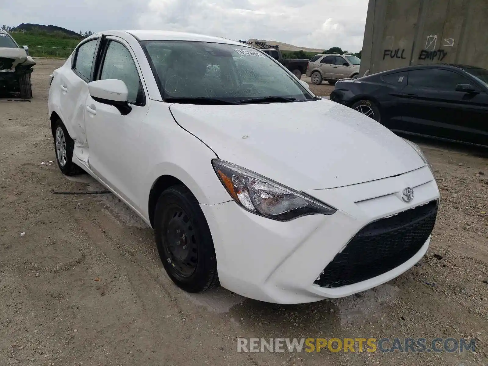 1 Photograph of a damaged car 3MYDLBYV1KY520125 TOYOTA YARIS 2019