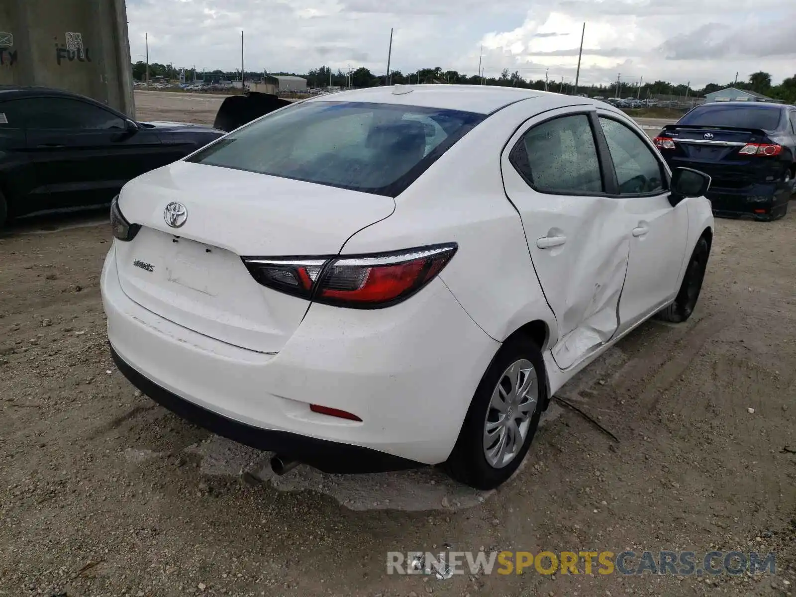 4 Photograph of a damaged car 3MYDLBYV1KY520125 TOYOTA YARIS 2019