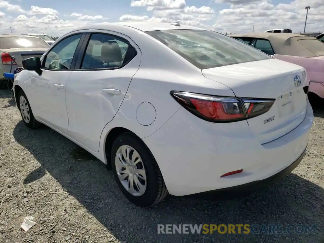 3 Photograph of a damaged car 3MYDLBYV1KY520741 TOYOTA YARIS 2019