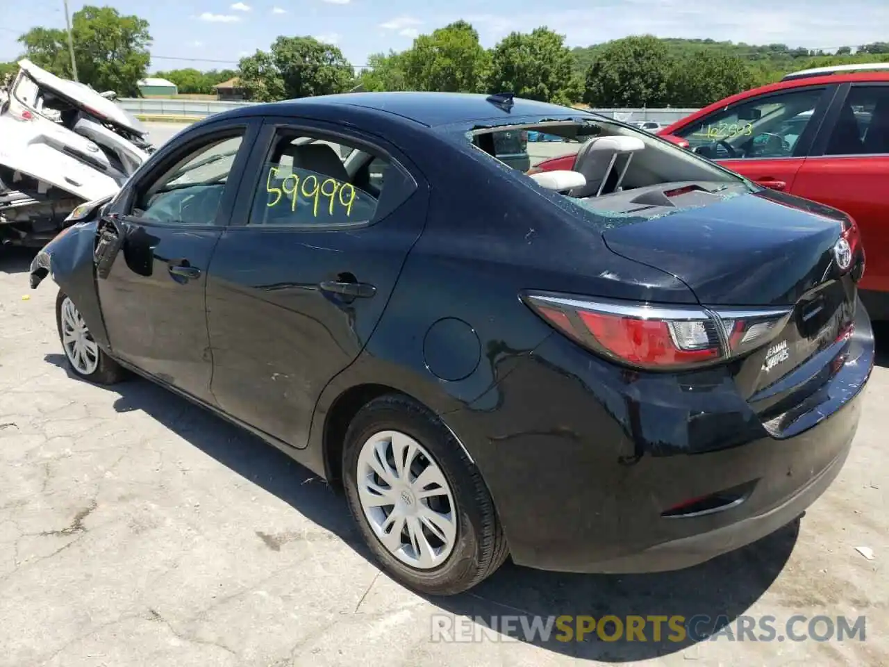 3 Photograph of a damaged car 3MYDLBYV1KY521095 TOYOTA YARIS 2019