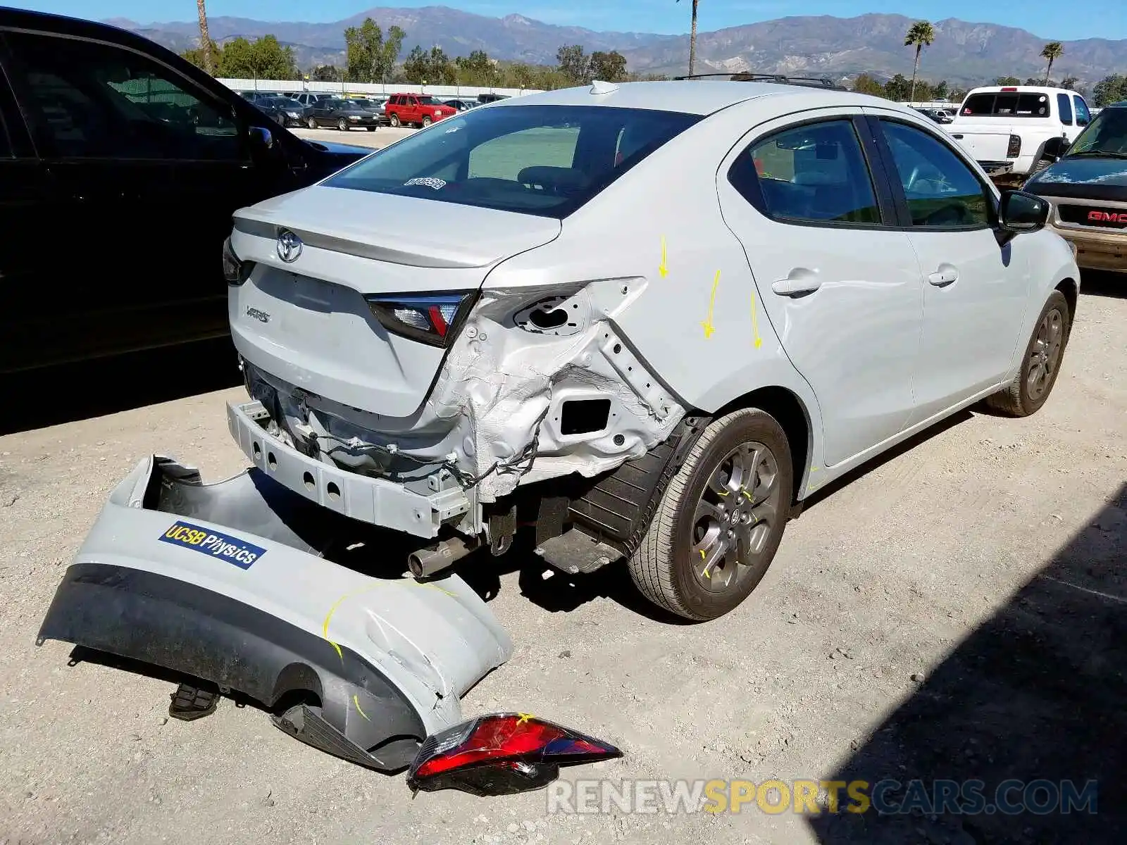 4 Photograph of a damaged car 3MYDLBYV1KY522490 TOYOTA YARIS 2019