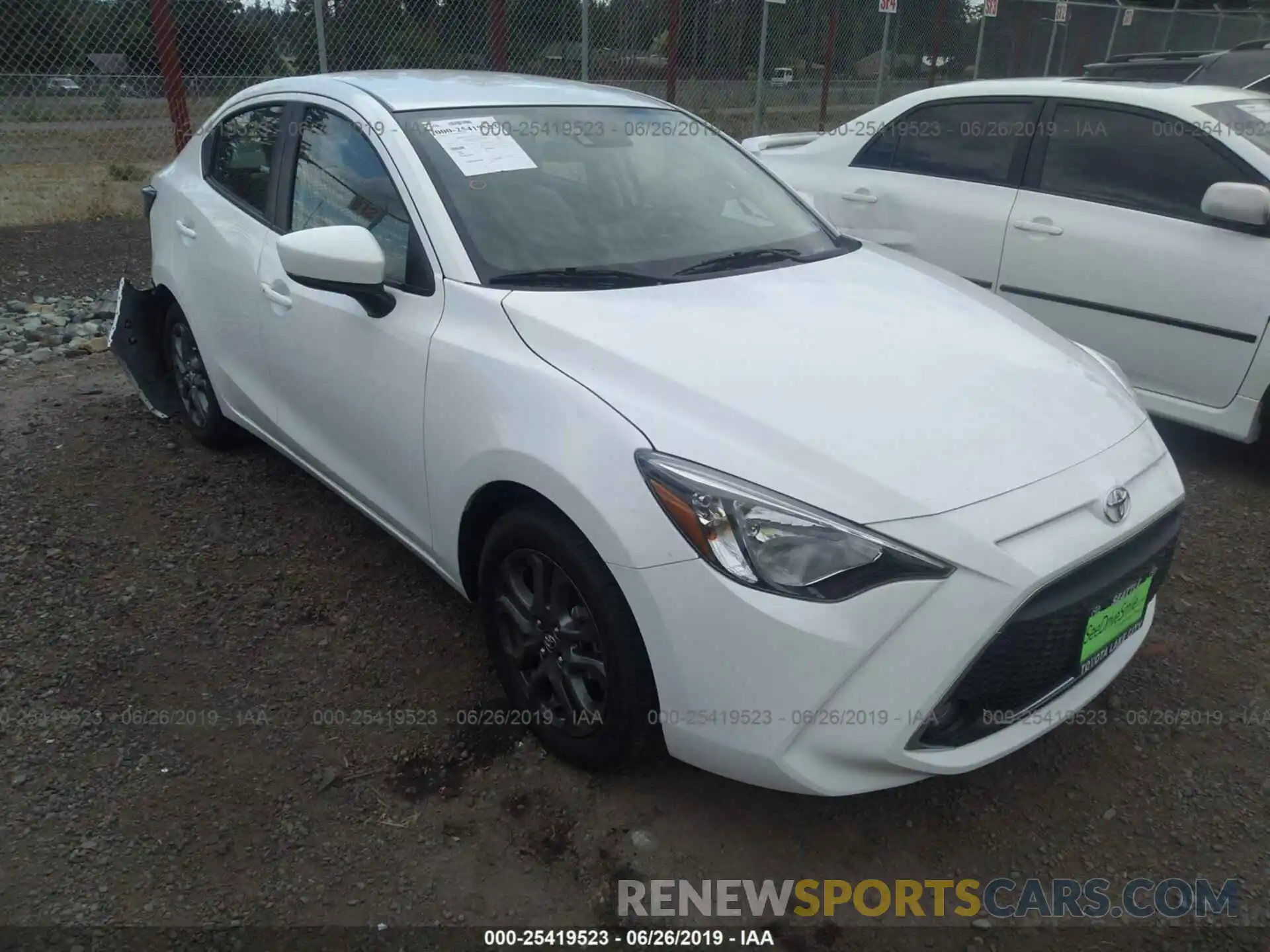 1 Фотография поврежденного автомобиля 3MYDLBYV1KY522697 TOYOTA YARIS 2019