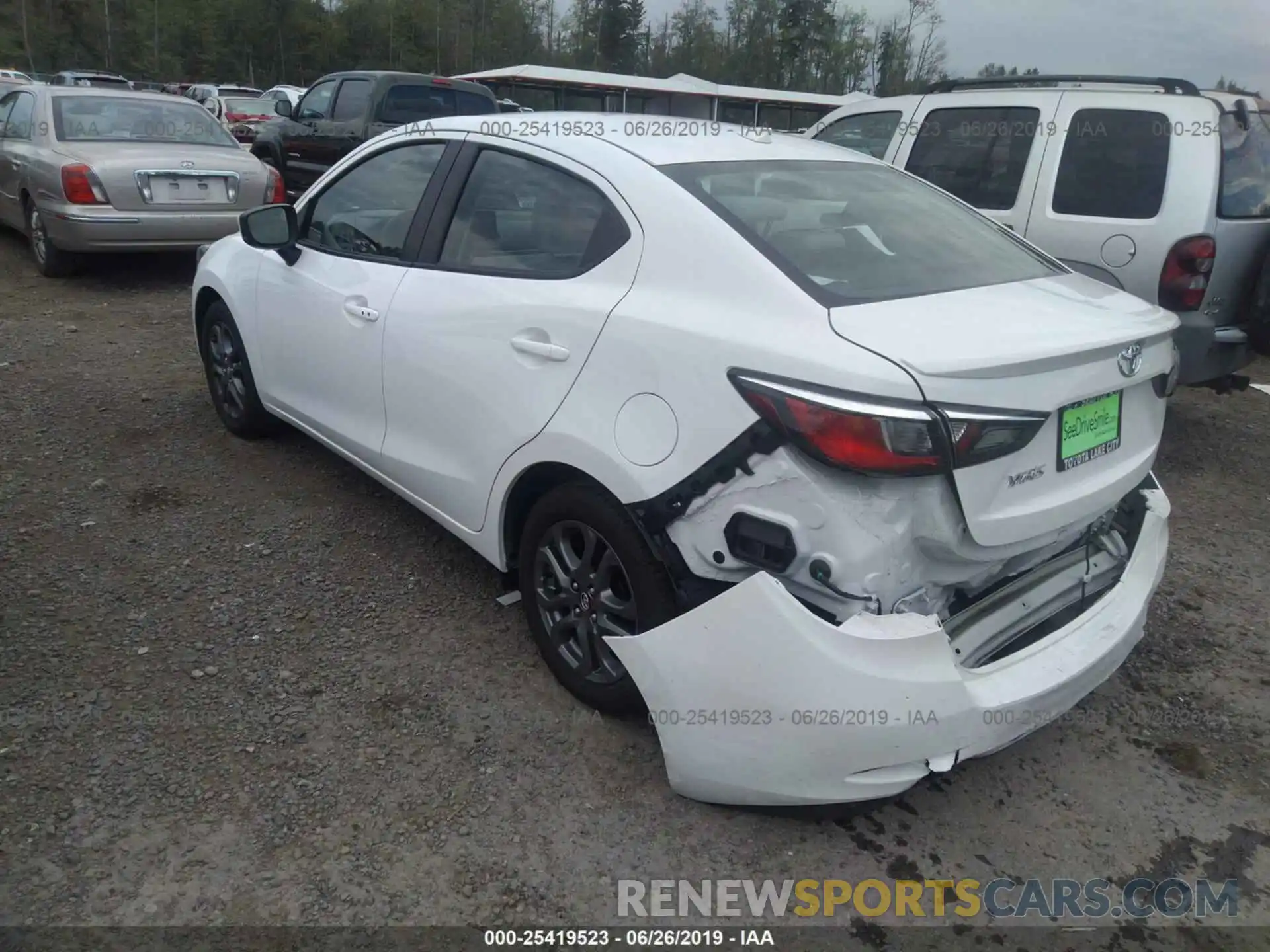 3 Photograph of a damaged car 3MYDLBYV1KY522697 TOYOTA YARIS 2019