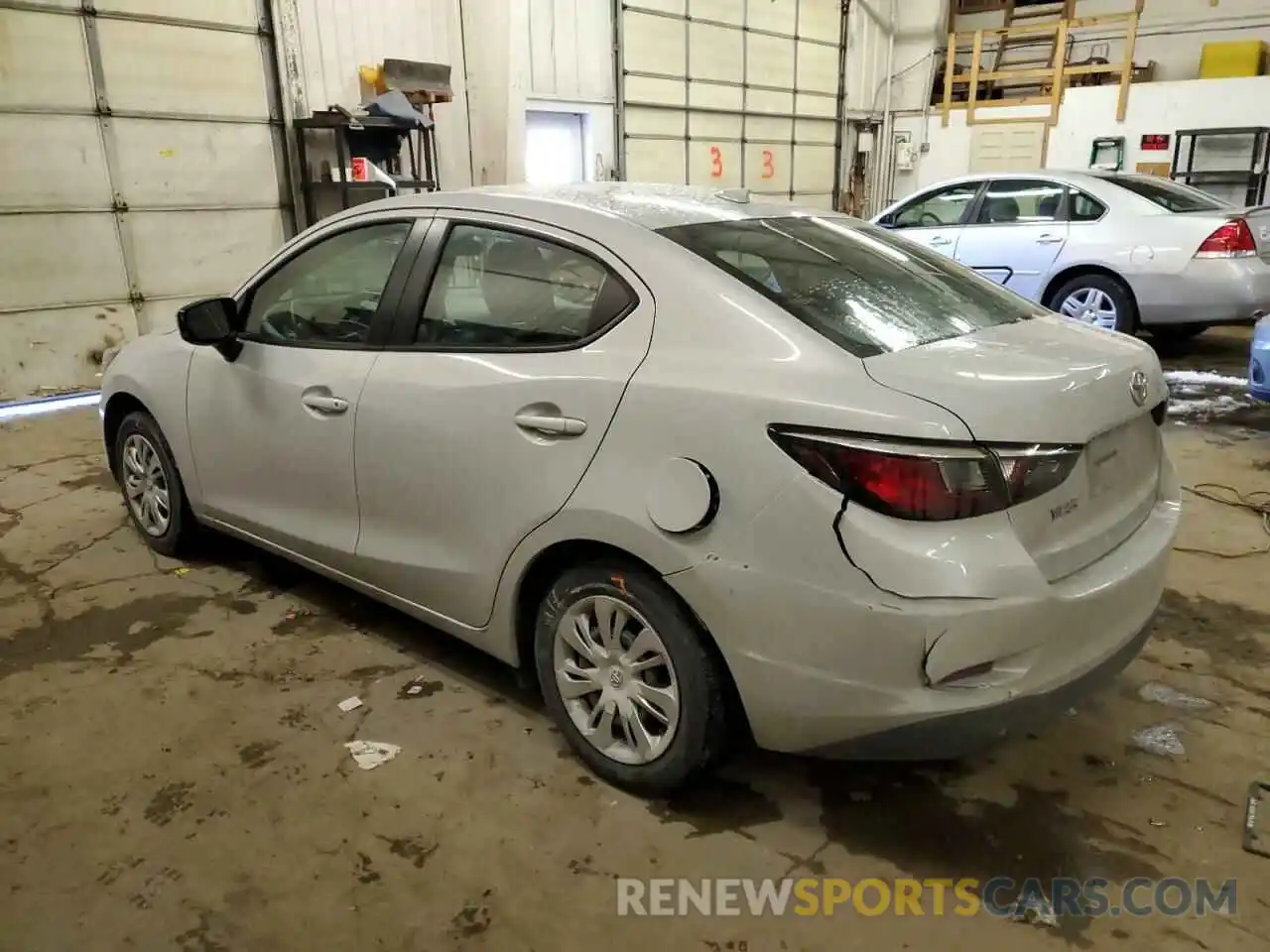 2 Photograph of a damaged car 3MYDLBYV1KY522909 TOYOTA YARIS 2019