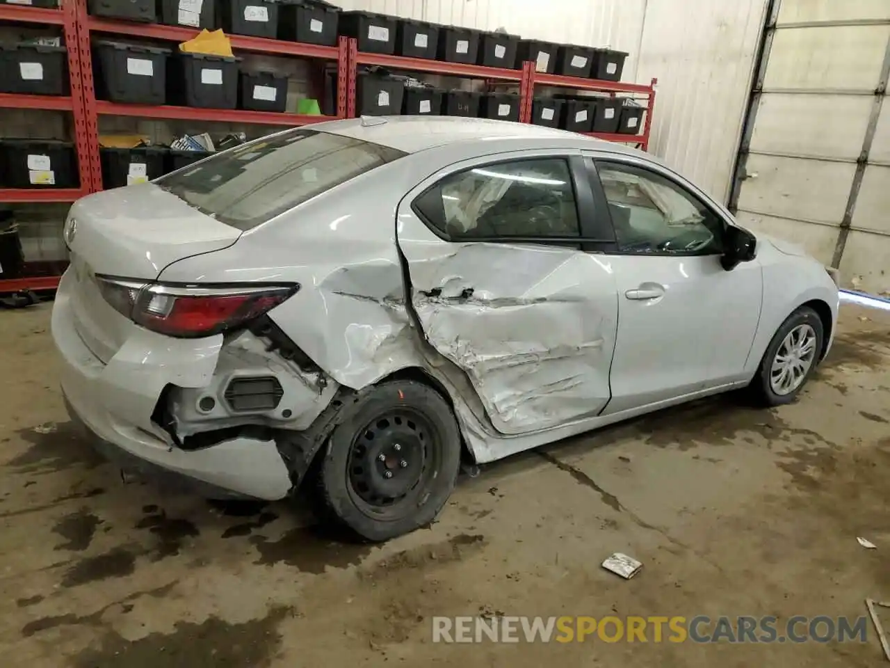 3 Photograph of a damaged car 3MYDLBYV1KY522909 TOYOTA YARIS 2019