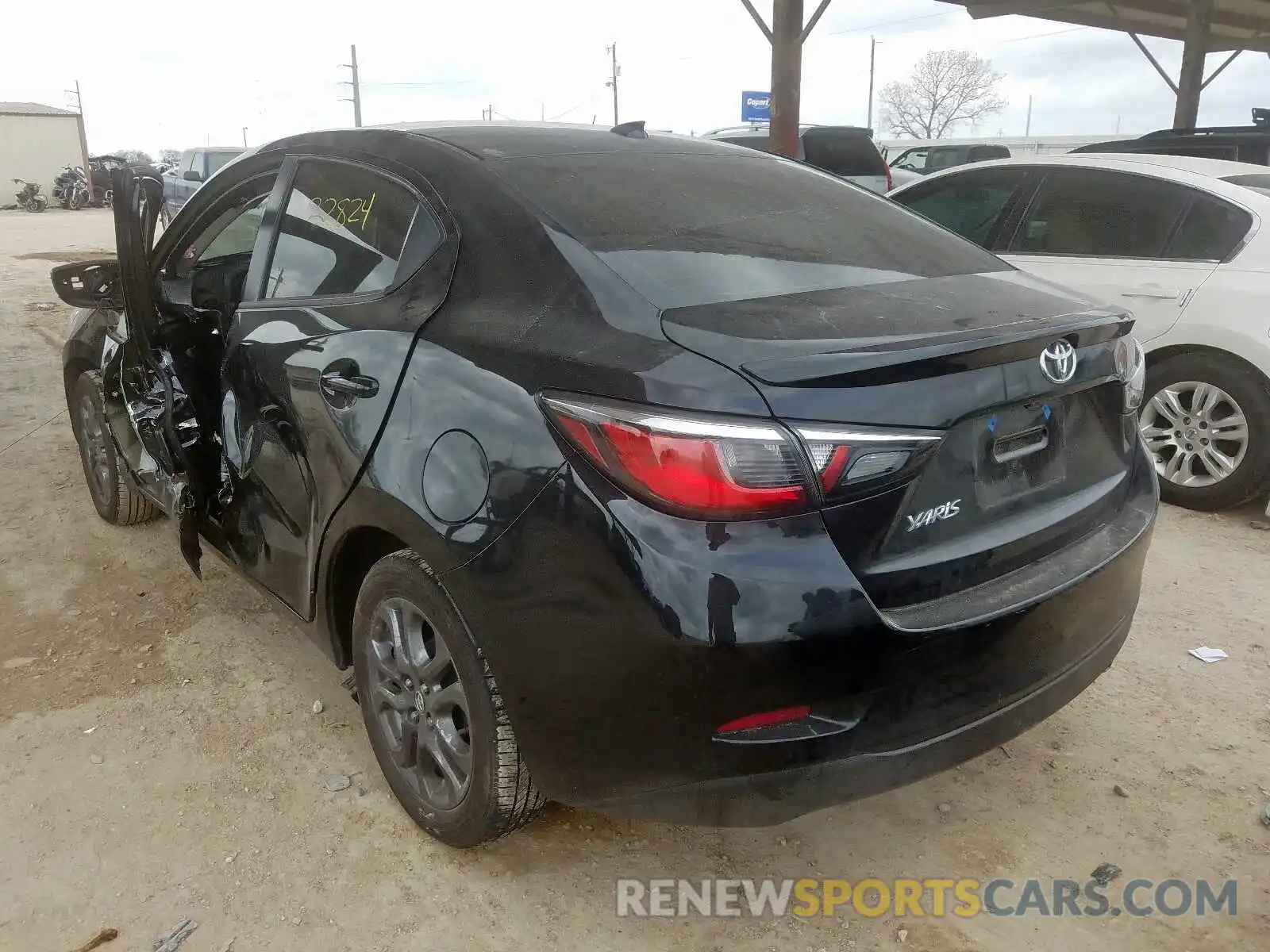 3 Photograph of a damaged car 3MYDLBYV1KY524868 TOYOTA YARIS 2019