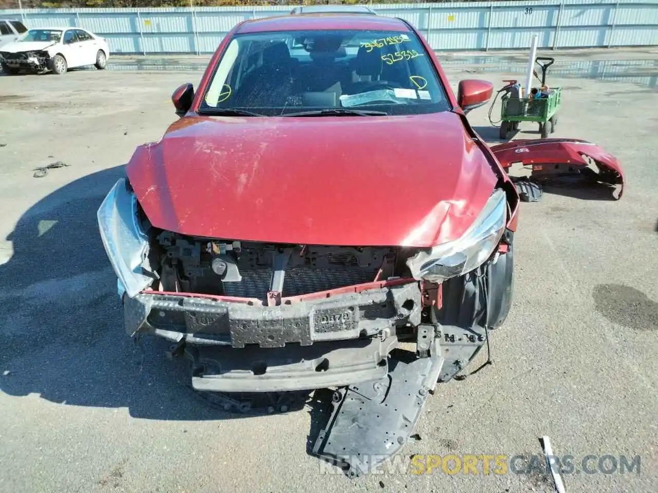 9 Photograph of a damaged car 3MYDLBYV1KY525311 TOYOTA YARIS 2019