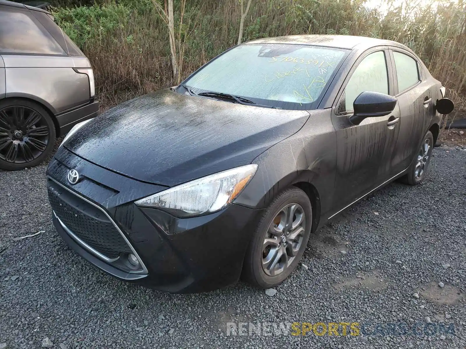 2 Photograph of a damaged car 3MYDLBYV2KY501146 TOYOTA YARIS 2019