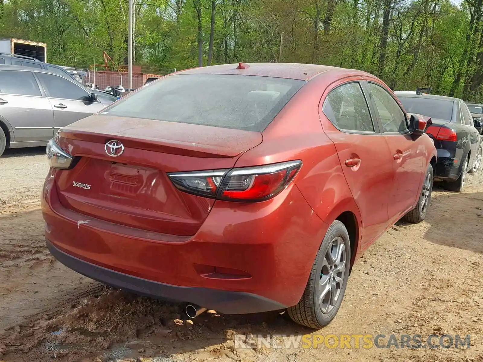 4 Photograph of a damaged car 3MYDLBYV2KY501387 TOYOTA YARIS 2019