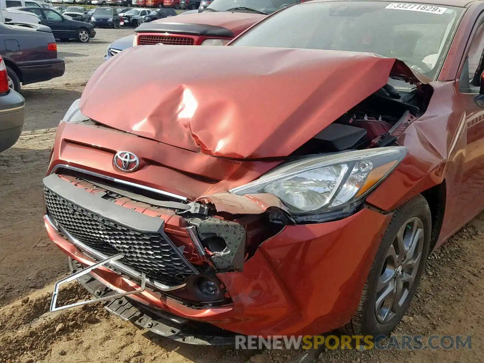 9 Photograph of a damaged car 3MYDLBYV2KY501387 TOYOTA YARIS 2019