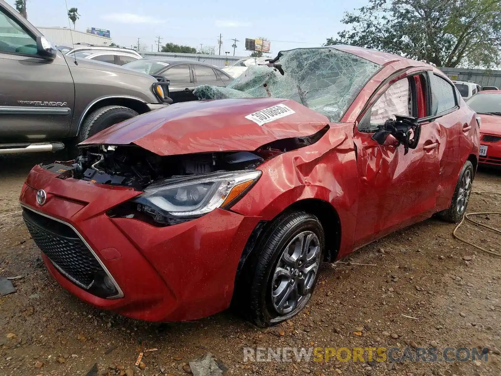 2 Photograph of a damaged car 3MYDLBYV2KY506427 TOYOTA YARIS 2019