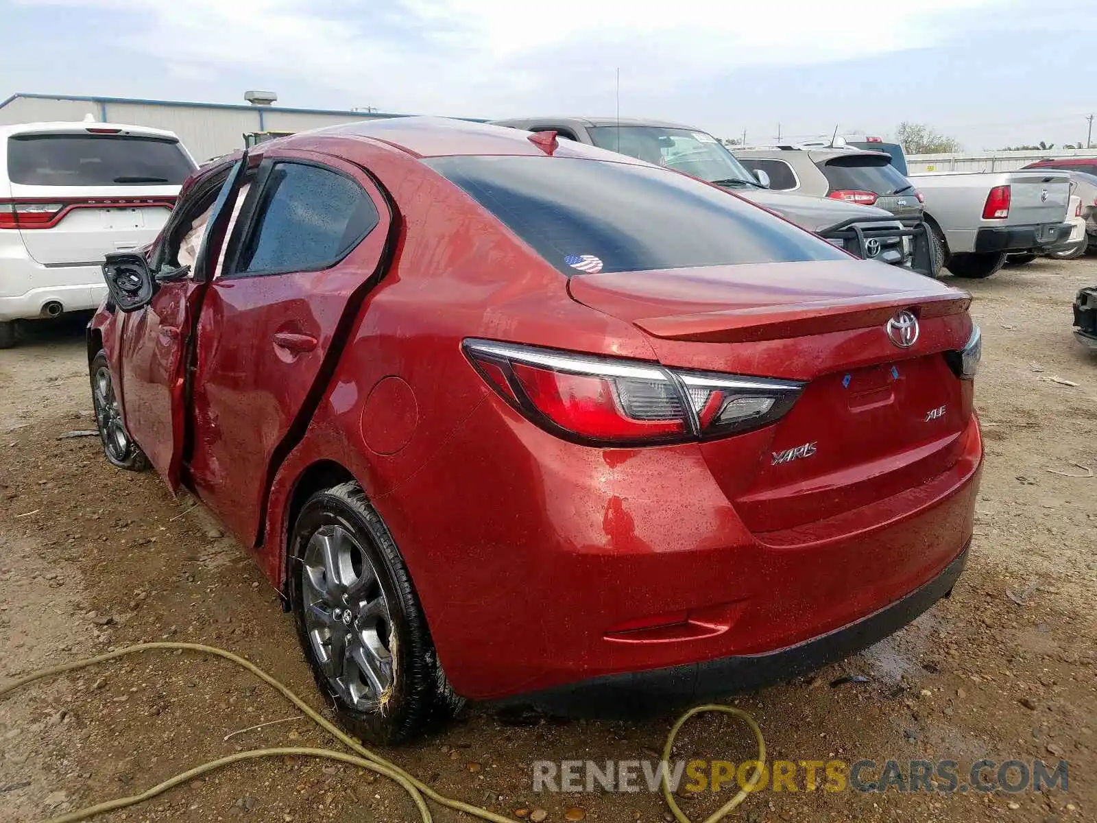 3 Photograph of a damaged car 3MYDLBYV2KY506427 TOYOTA YARIS 2019