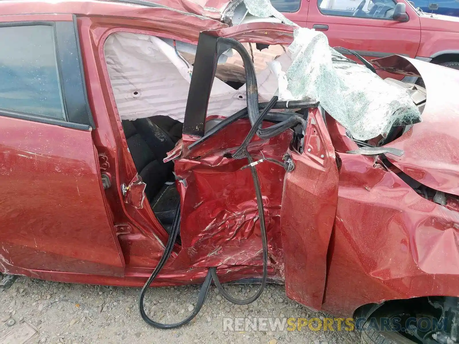 9 Photograph of a damaged car 3MYDLBYV2KY506427 TOYOTA YARIS 2019