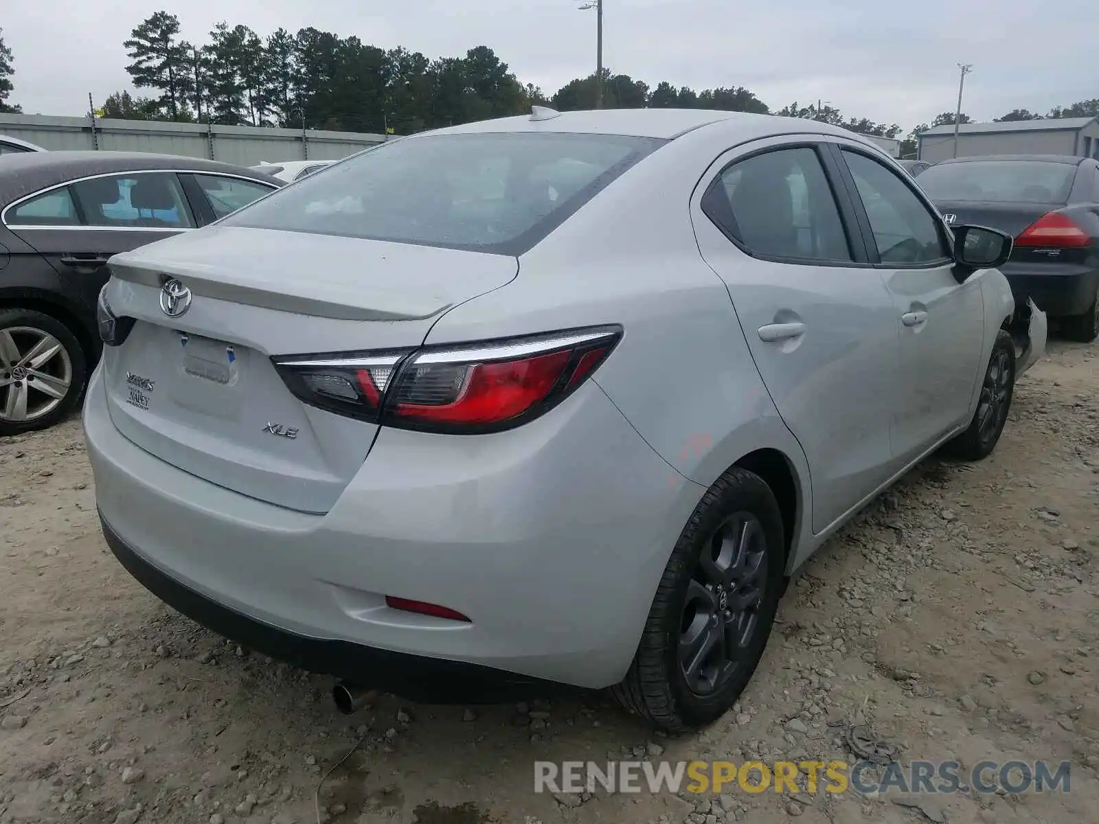 4 Photograph of a damaged car 3MYDLBYV2KY508226 TOYOTA YARIS 2019