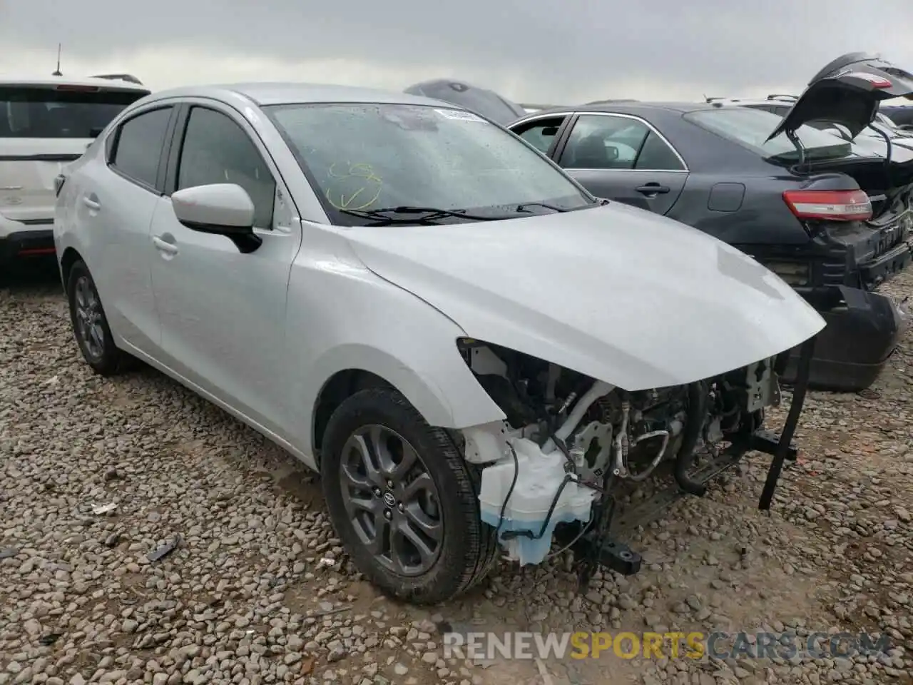 1 Photograph of a damaged car 3MYDLBYV2KY509084 TOYOTA YARIS 2019