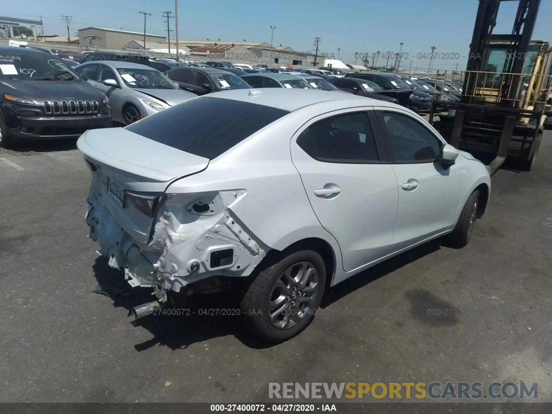 4 Photograph of a damaged car 3MYDLBYV2KY512017 TOYOTA YARIS 2019