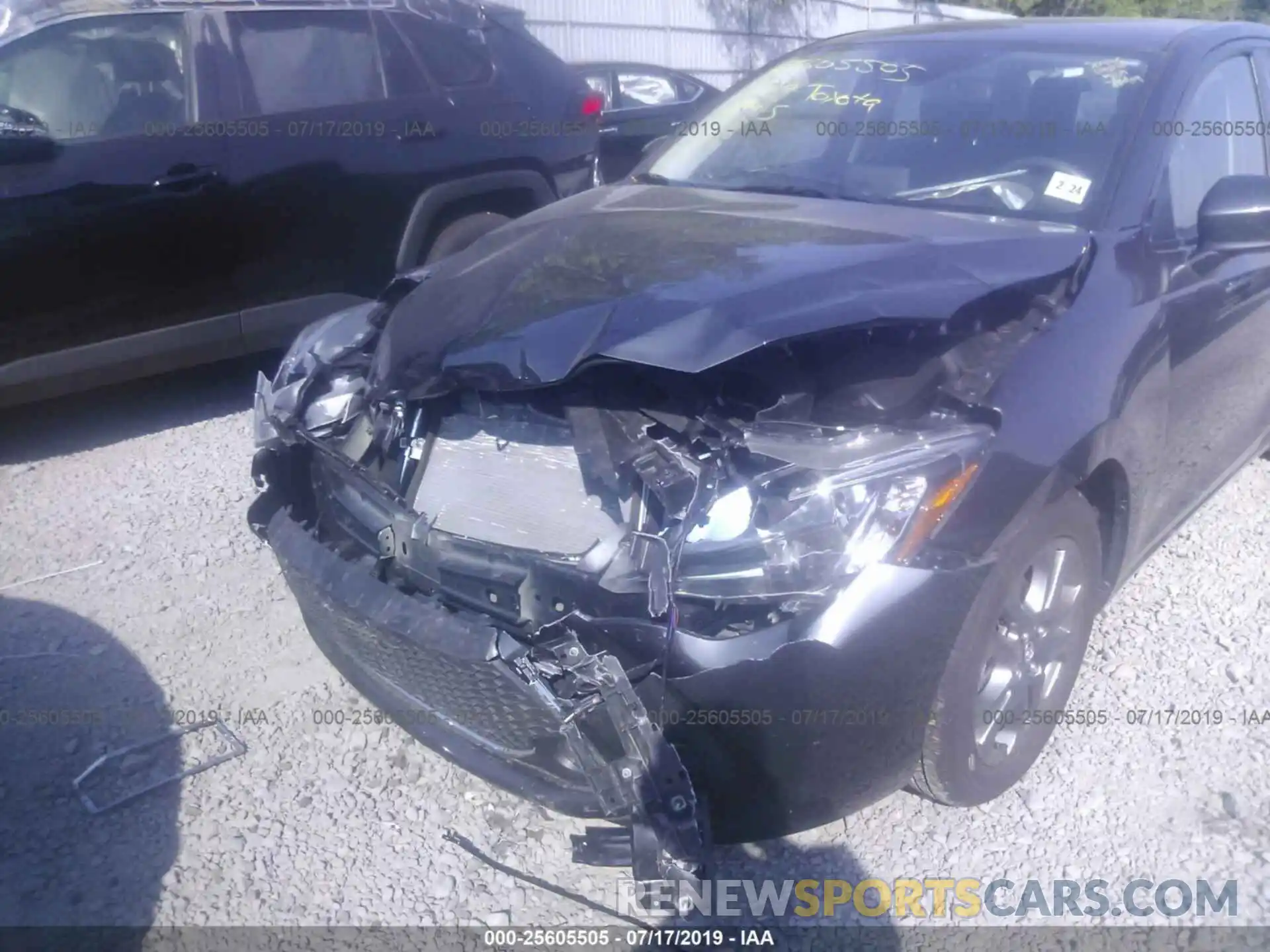 6 Photograph of a damaged car 3MYDLBYV2KY512423 TOYOTA YARIS 2019