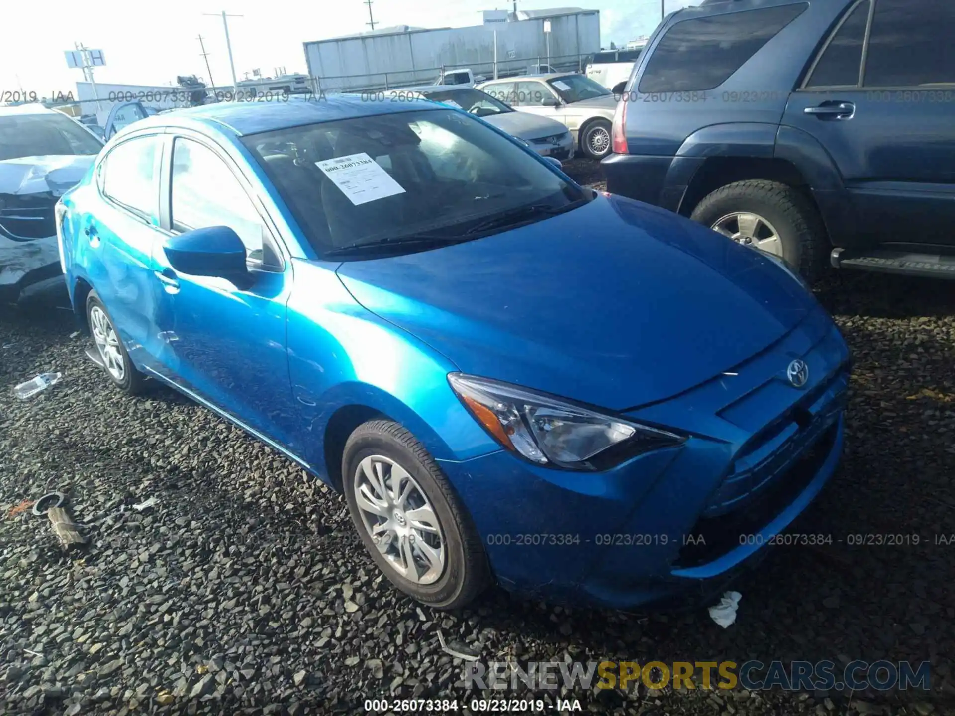 1 Фотография поврежденного автомобиля 3MYDLBYV2KY513491 TOYOTA YARIS 2019