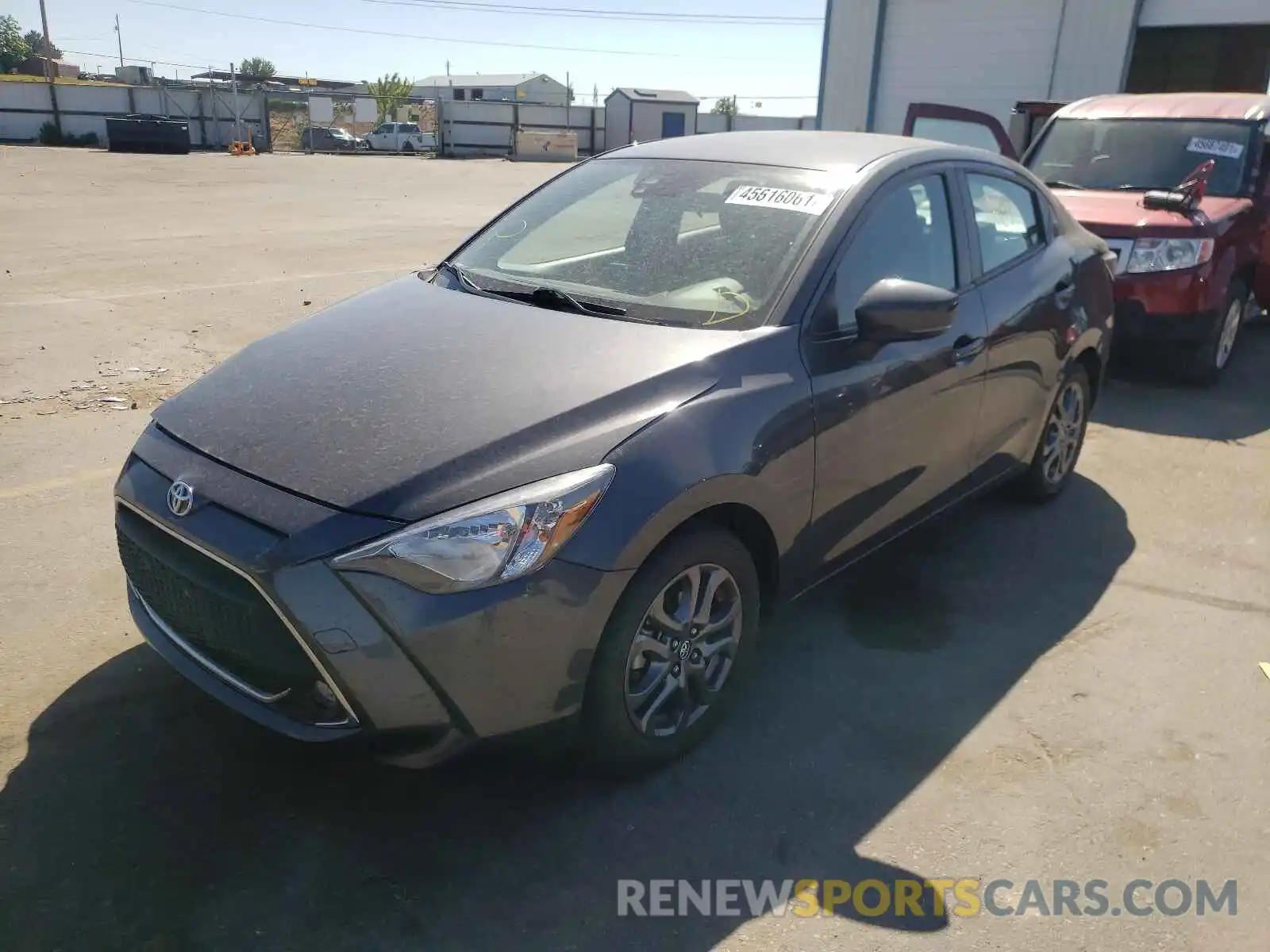 2 Фотография поврежденного автомобиля 3MYDLBYV2KY513796 TOYOTA YARIS 2019