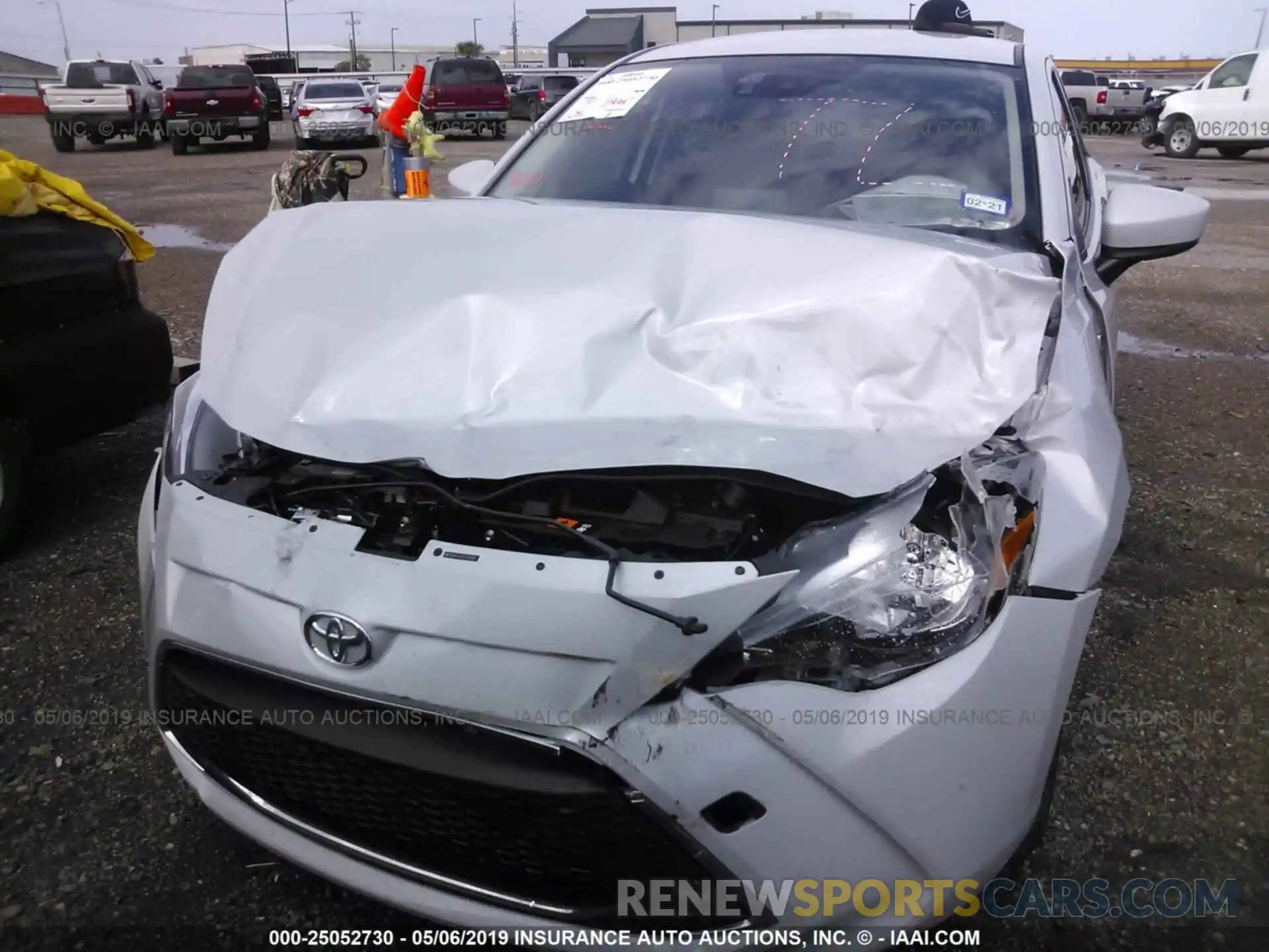 6 Photograph of a damaged car 3MYDLBYV2KY514169 TOYOTA YARIS 2019