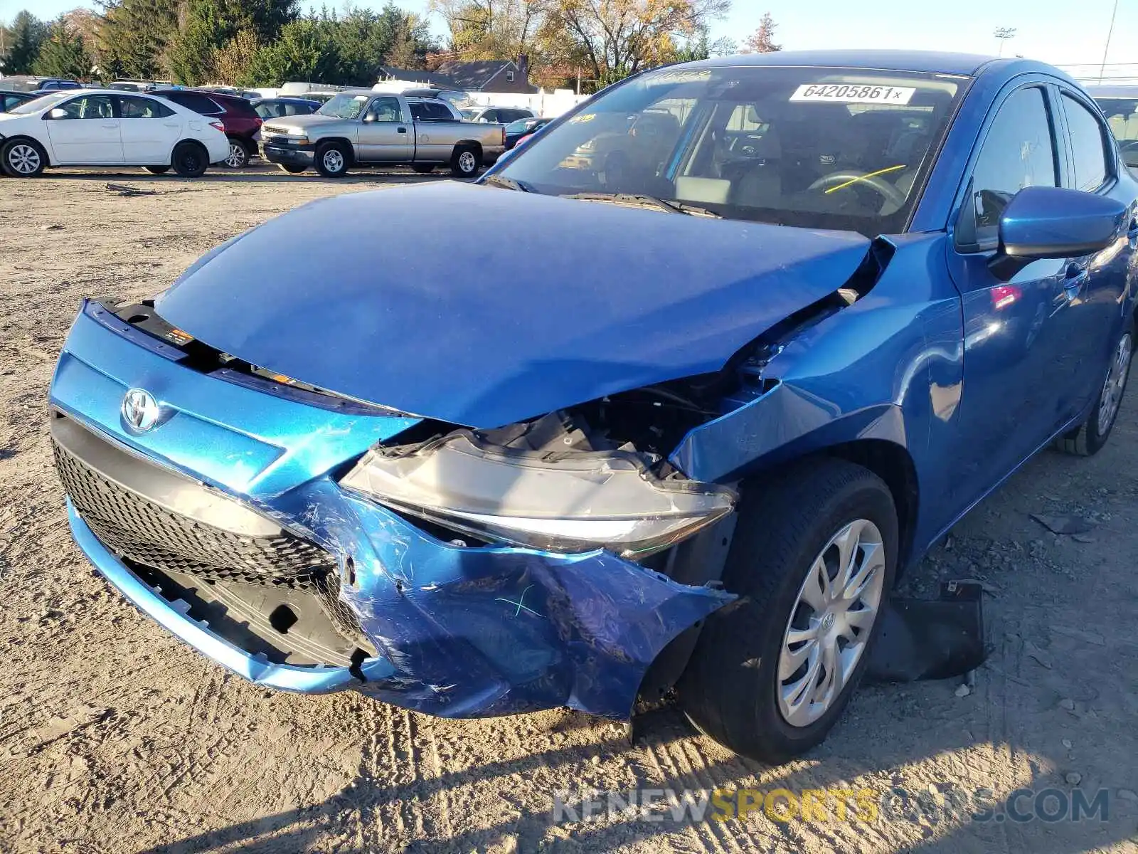 9 Photograph of a damaged car 3MYDLBYV2KY516696 TOYOTA YARIS 2019