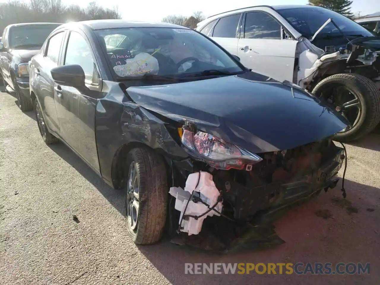 1 Photograph of a damaged car 3MYDLBYV2KY516715 TOYOTA YARIS 2019