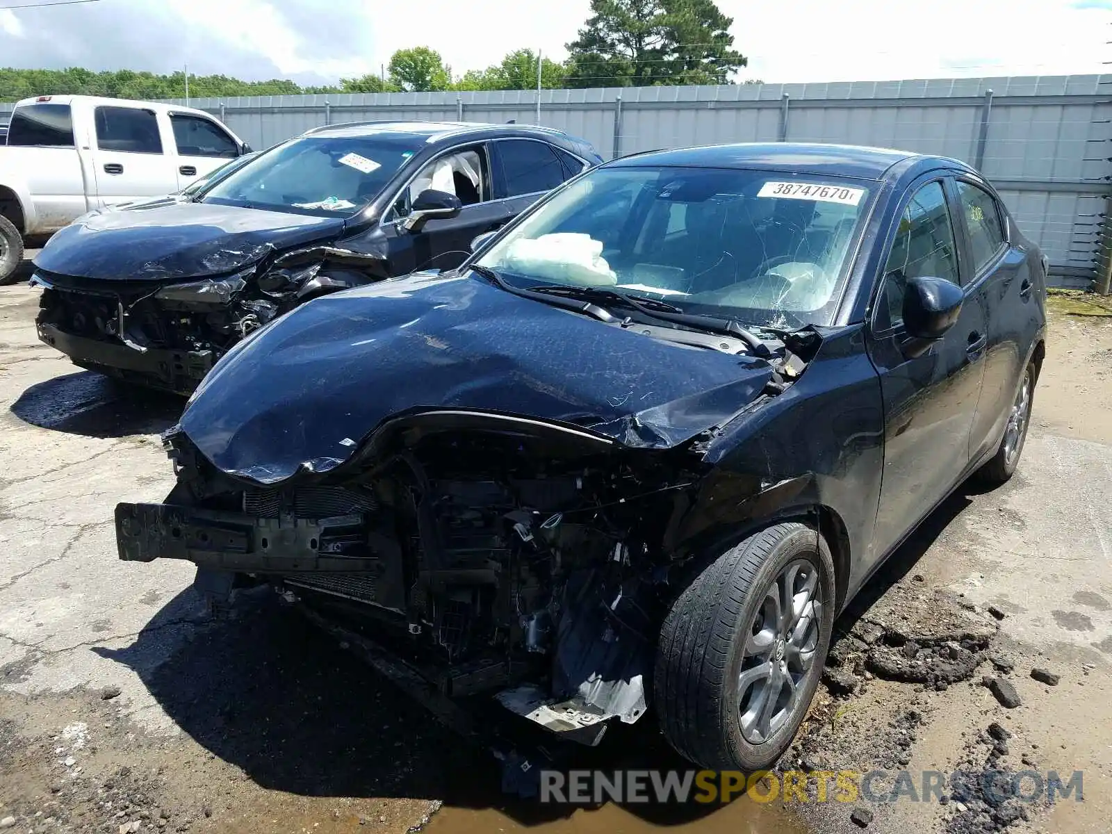 2 Photograph of a damaged car 3MYDLBYV2KY517198 TOYOTA YARIS 2019