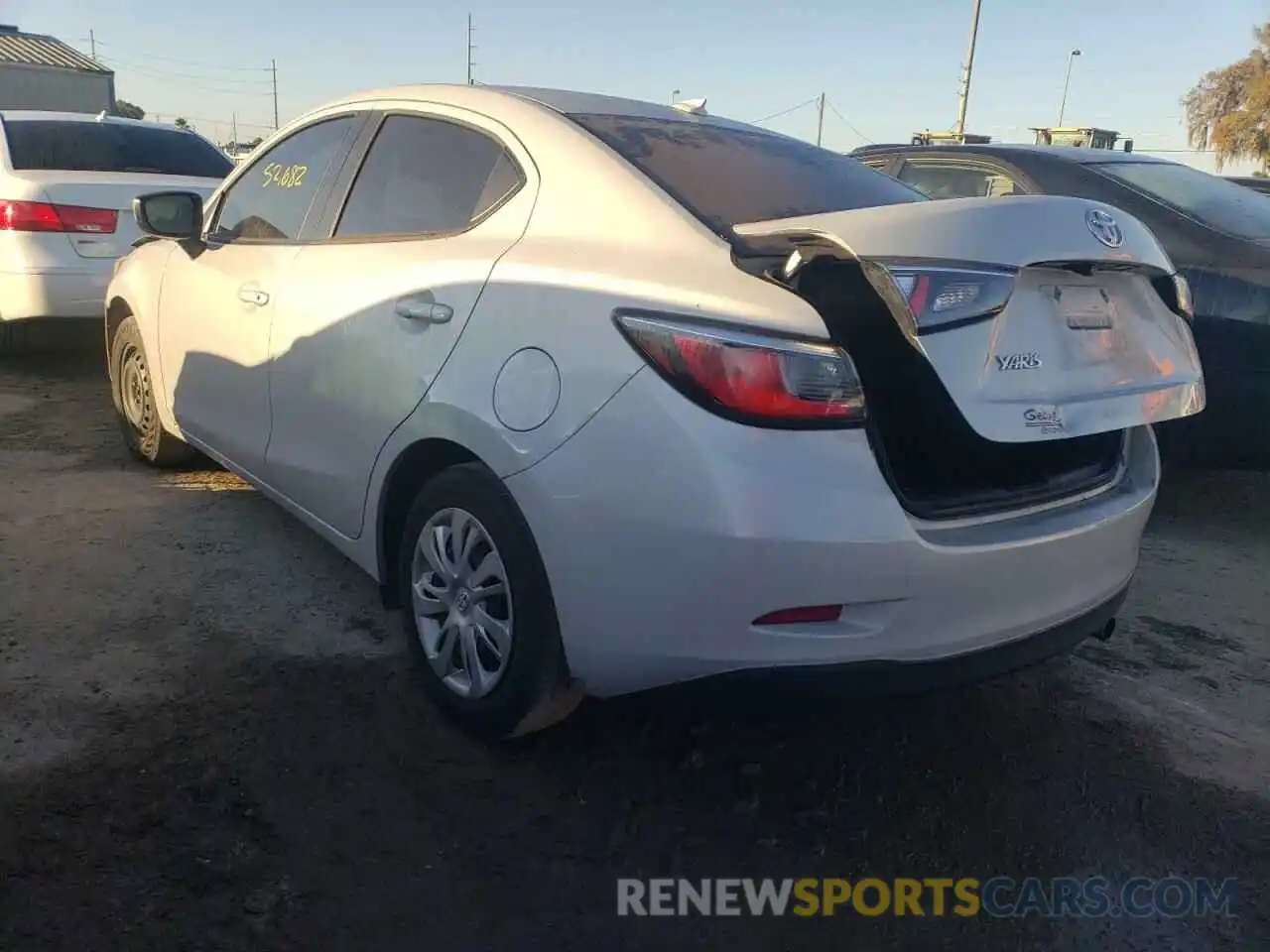 3 Photograph of a damaged car 3MYDLBYV2KY517458 TOYOTA YARIS 2019