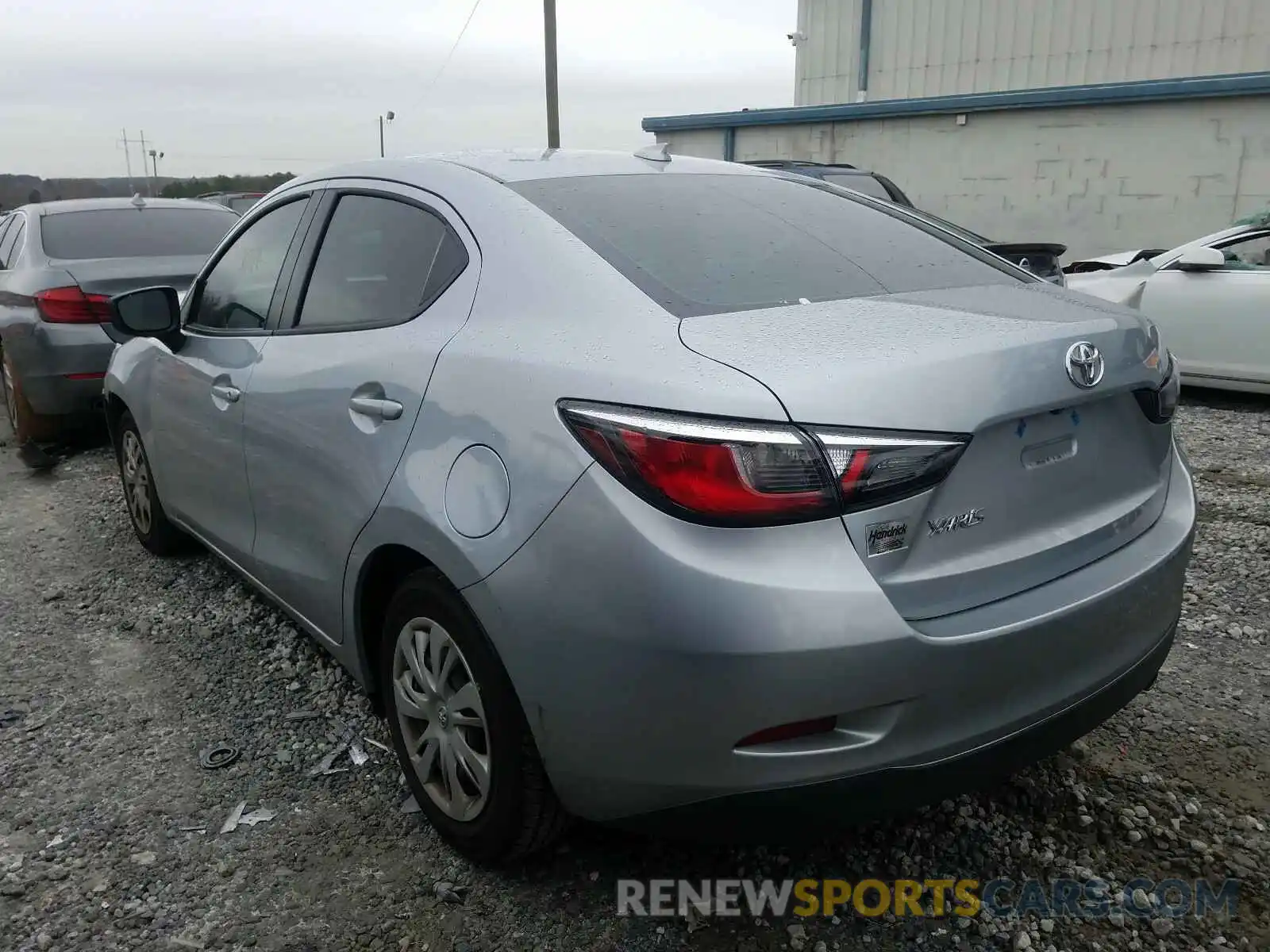 3 Photograph of a damaged car 3MYDLBYV2KY521557 TOYOTA YARIS 2019