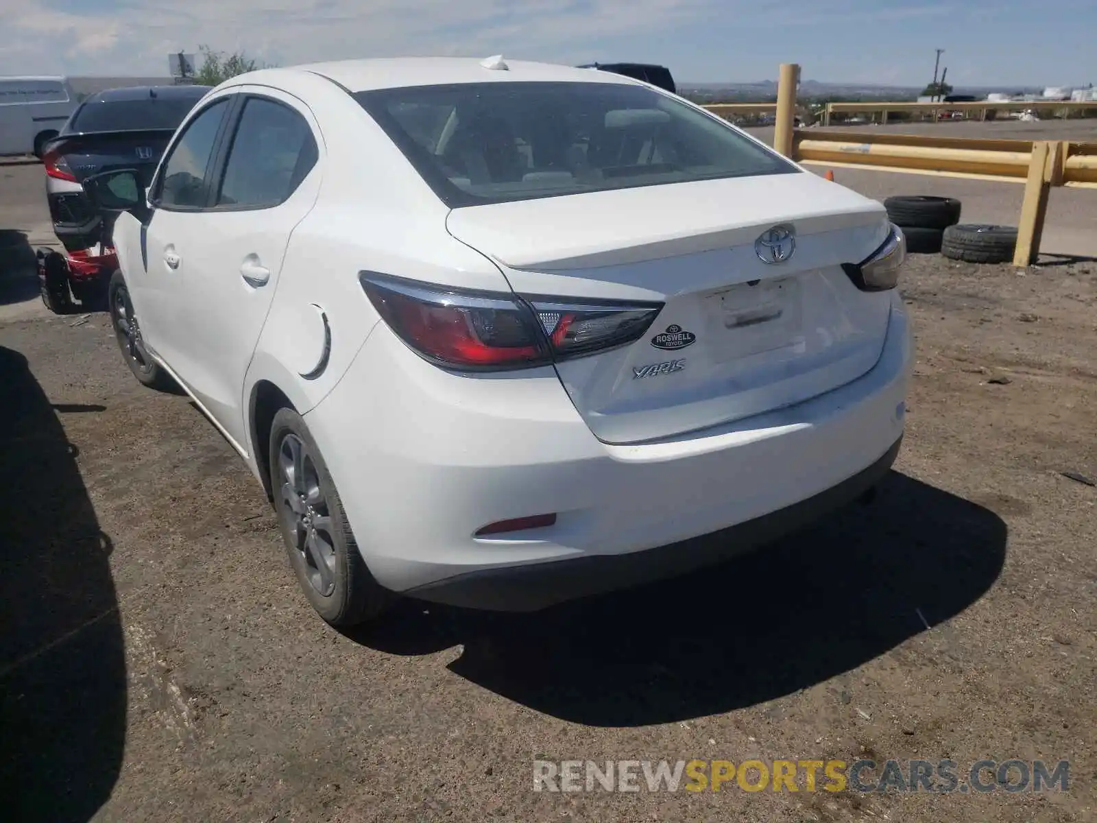 3 Photograph of a damaged car 3MYDLBYV2KY522160 TOYOTA YARIS 2019