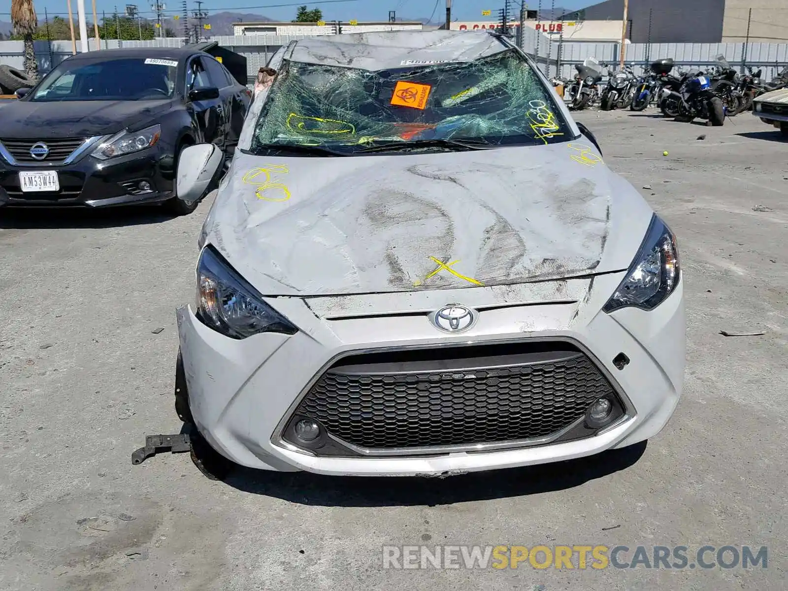 9 Photograph of a damaged car 3MYDLBYV2KY522305 TOYOTA YARIS 2019