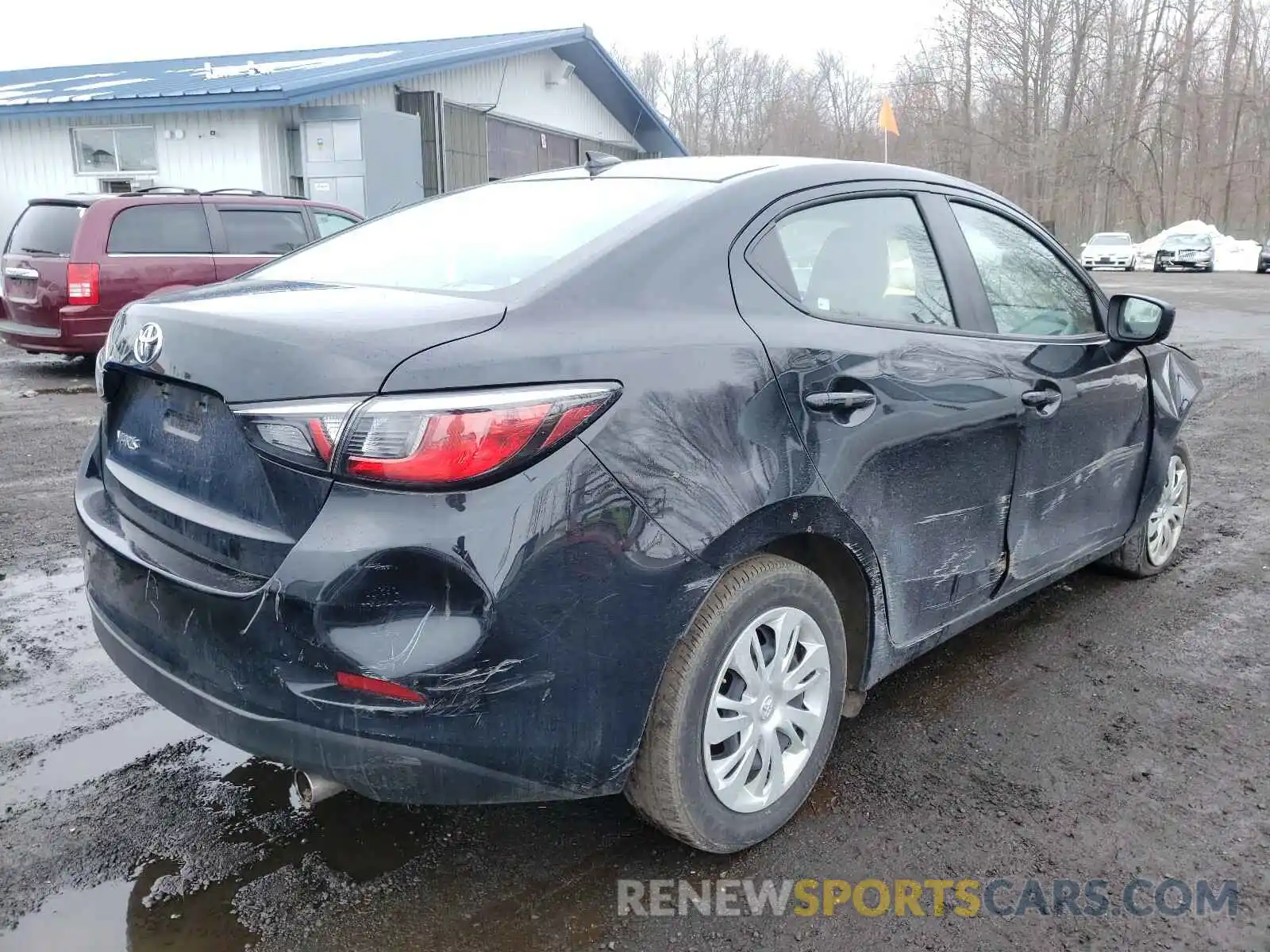 4 Photograph of a damaged car 3MYDLBYV2KY524376 TOYOTA YARIS 2019