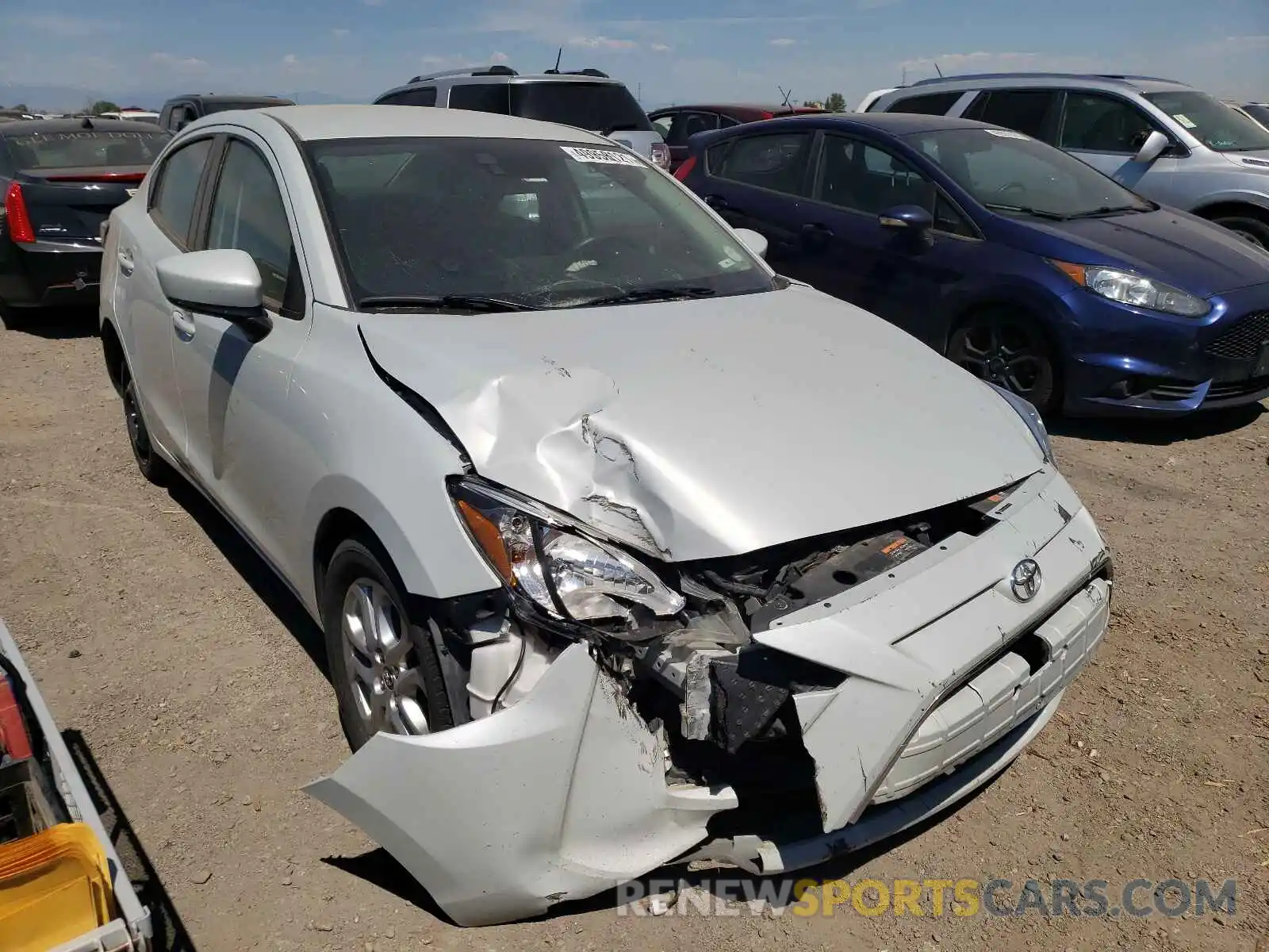 1 Photograph of a damaged car 3MYDLBYV2KY524751 TOYOTA YARIS 2019