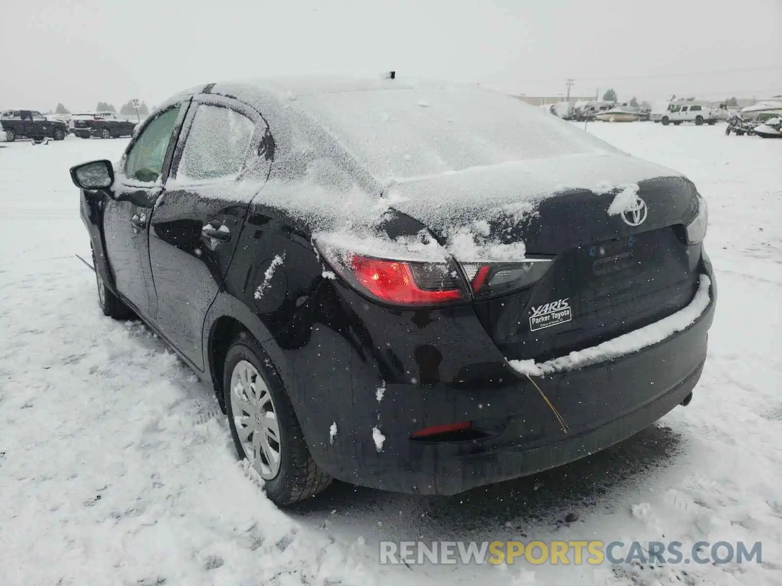 3 Photograph of a damaged car 3MYDLBYV2KY525592 TOYOTA YARIS 2019