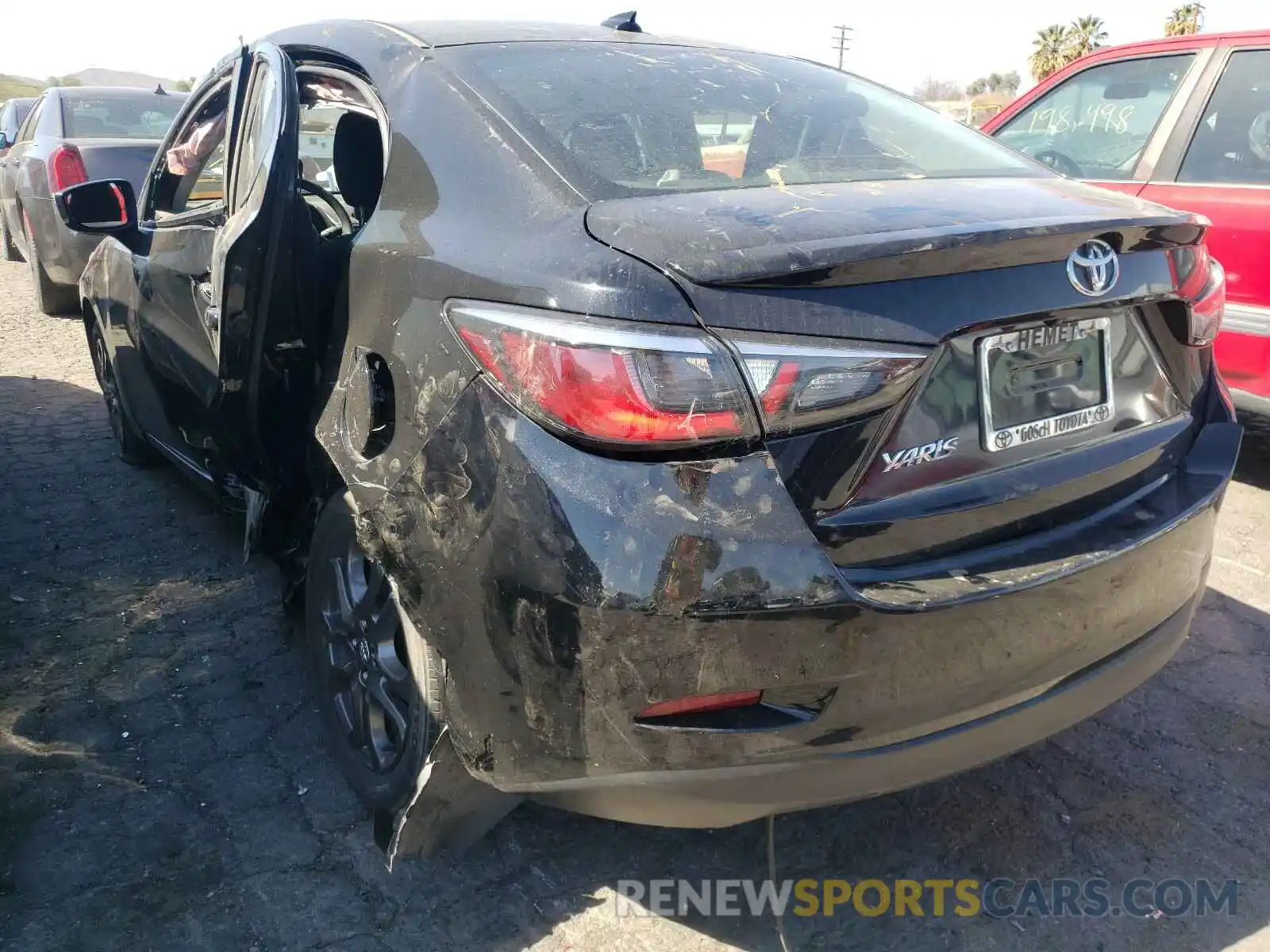 3 Photograph of a damaged car 3MYDLBYV2KY526578 TOYOTA YARIS 2019