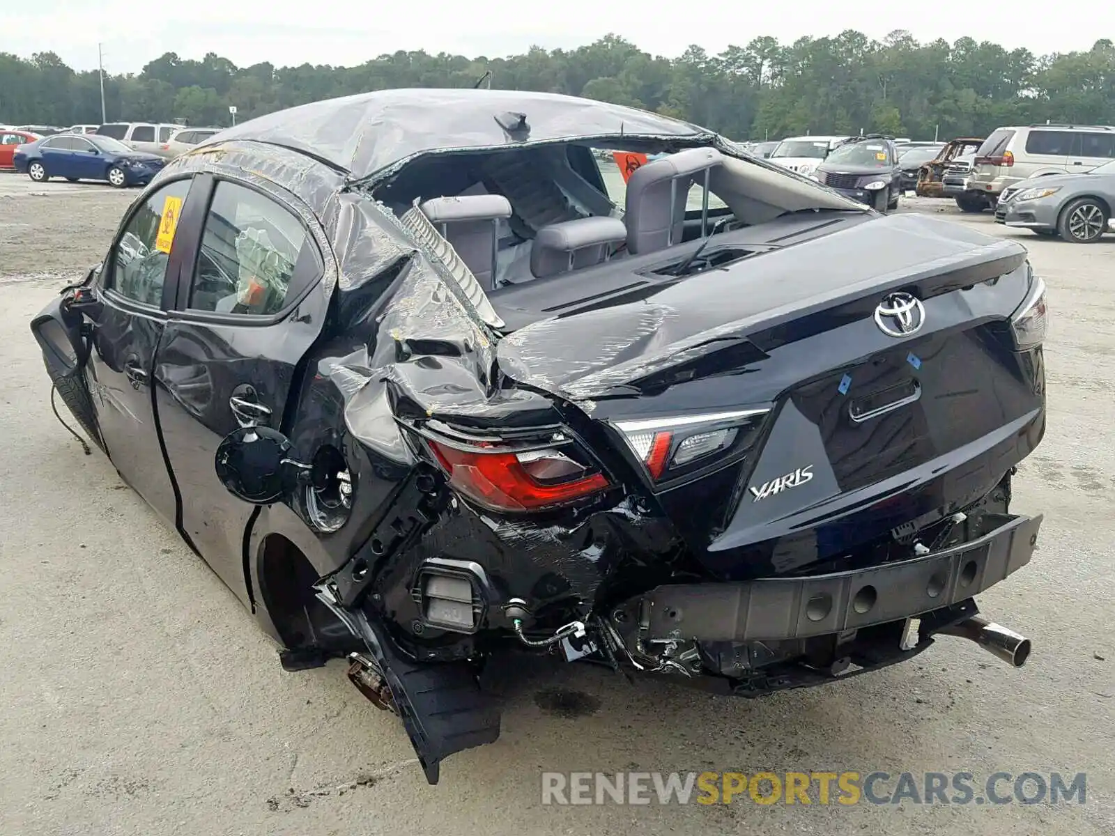 3 Photograph of a damaged car 3MYDLBYV2KY527780 TOYOTA YARIS 2019