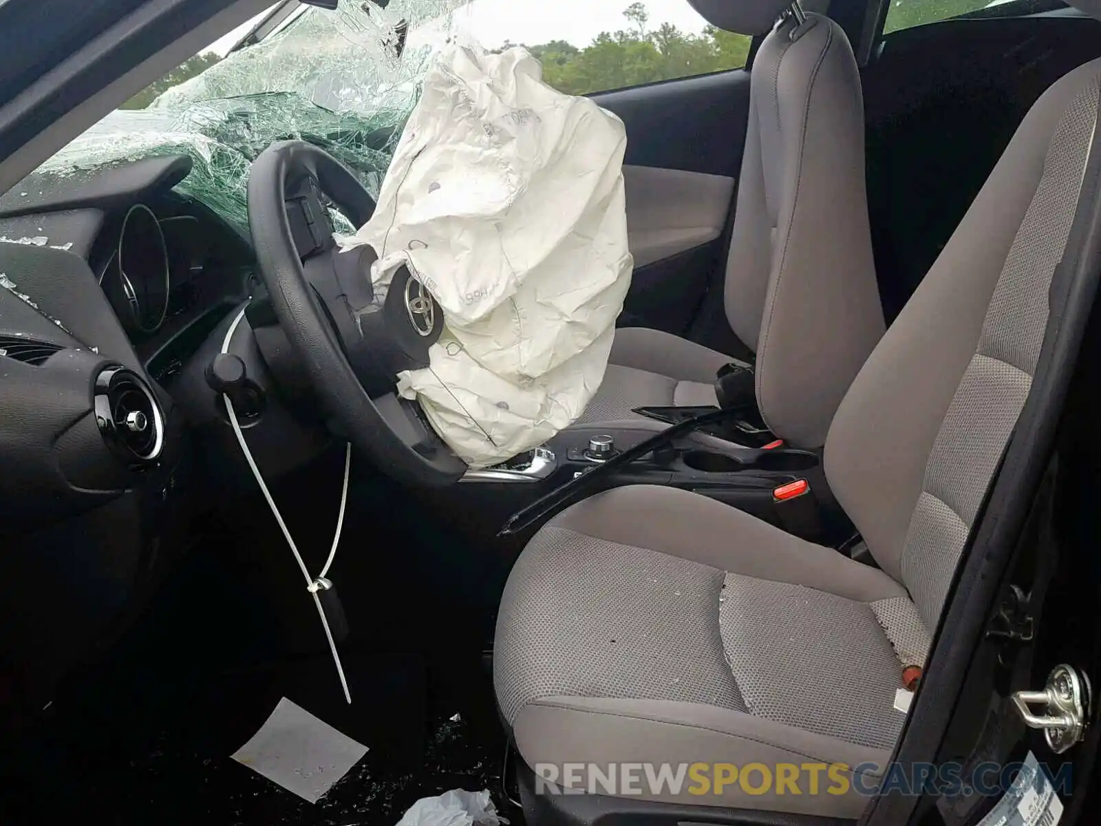 5 Photograph of a damaged car 3MYDLBYV2KY527780 TOYOTA YARIS 2019